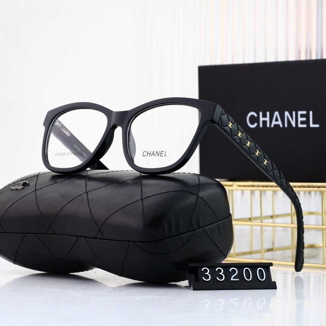 Elegante Brille mit Metallrahmen