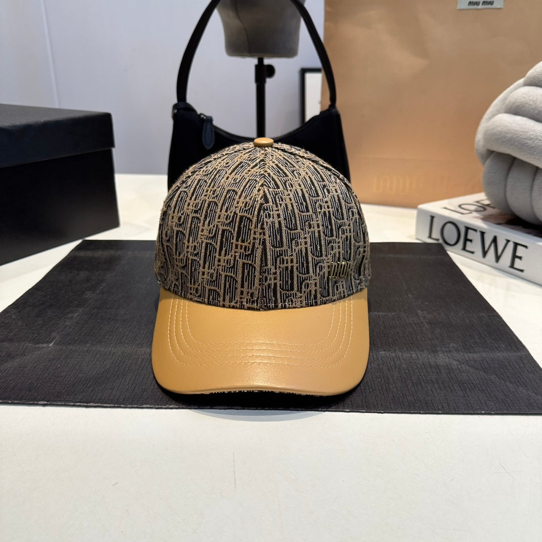 Baseballkappe mit geprägtem Metalllogo