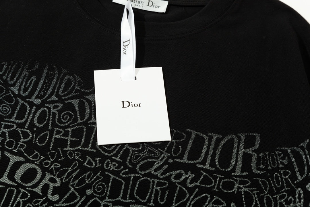 T-Shirt mit Farbverlauf im Direktsprühdruck