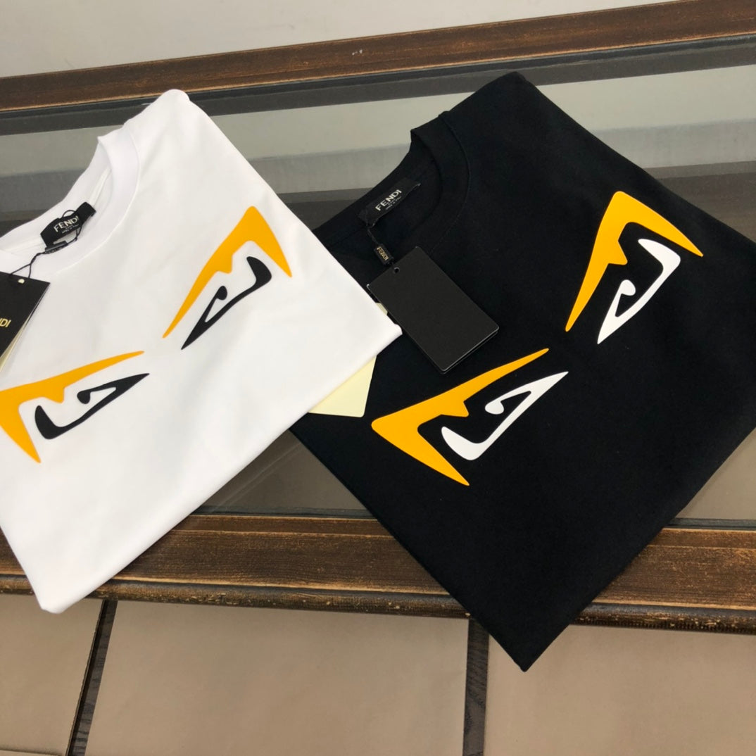 Small Eyes Print T-Shirt