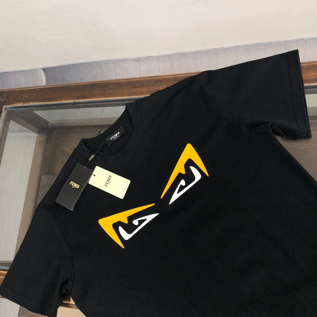 Small Eyes Print T-Shirt