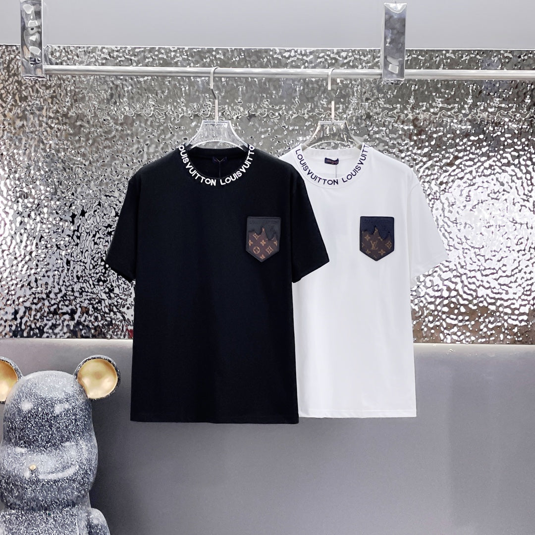Leder-Taschen-T-Shirt