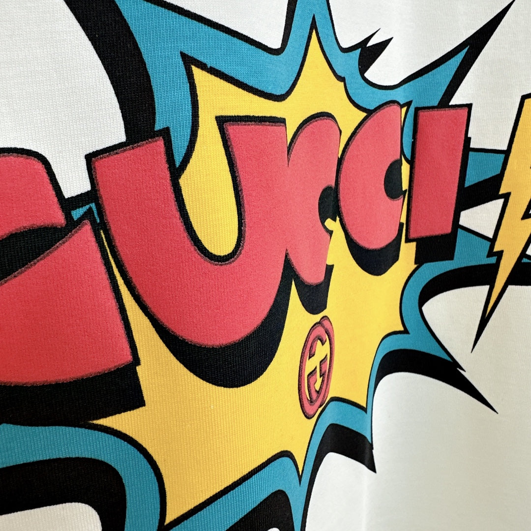 T-Shirt mit explodierenden Bonbon-Elementen