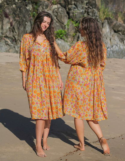 Hawa Kurzes Kleid in Golden Soma