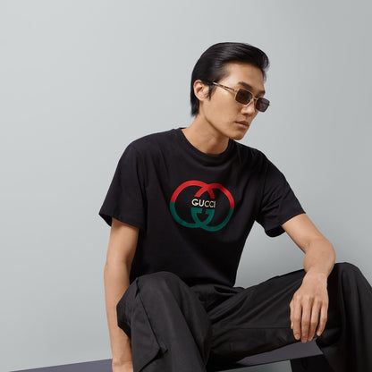 T-Shirt mit klassischem rot-grünem Musterdruck