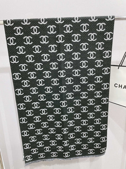 Temperament Logo Jacquard Schal mit kleiner fransiger Kante