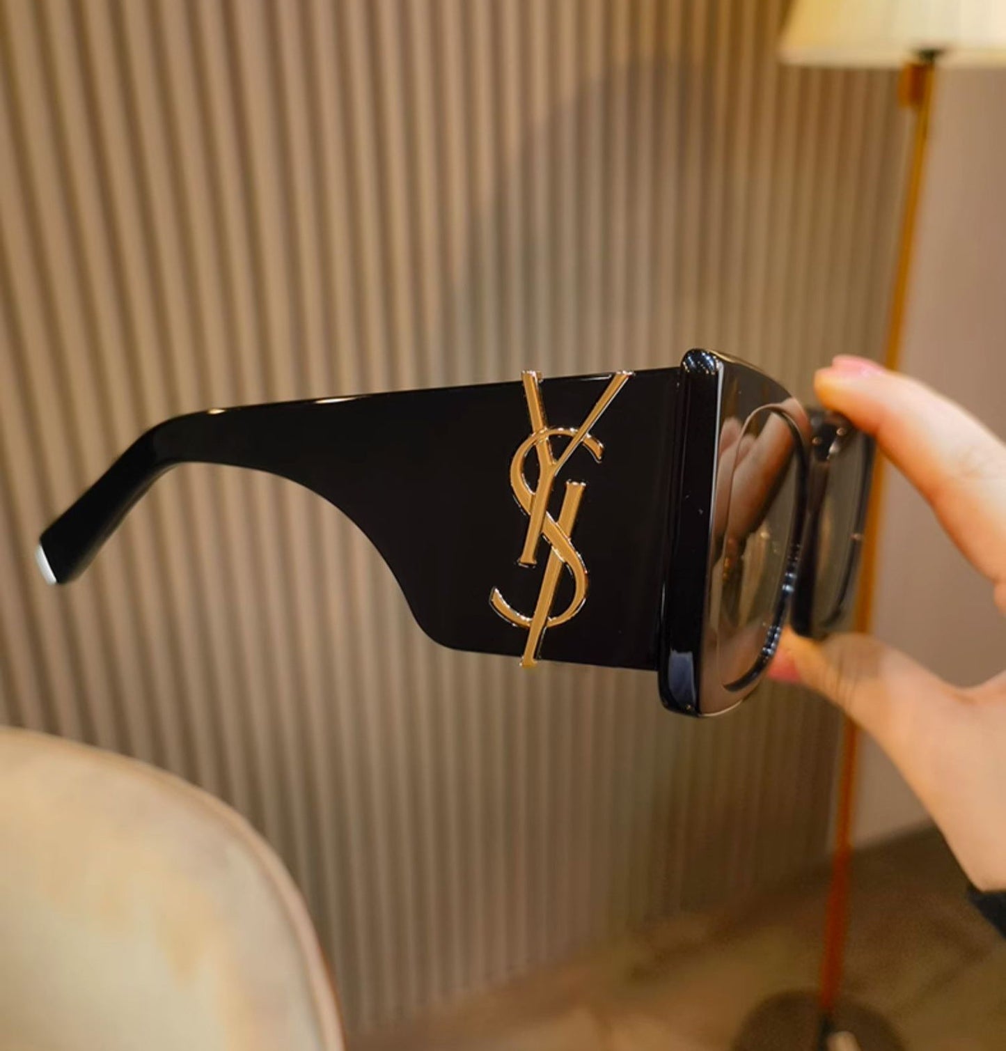 2024 Fashion-Buchstaben Polarisierte Sonnenbrille