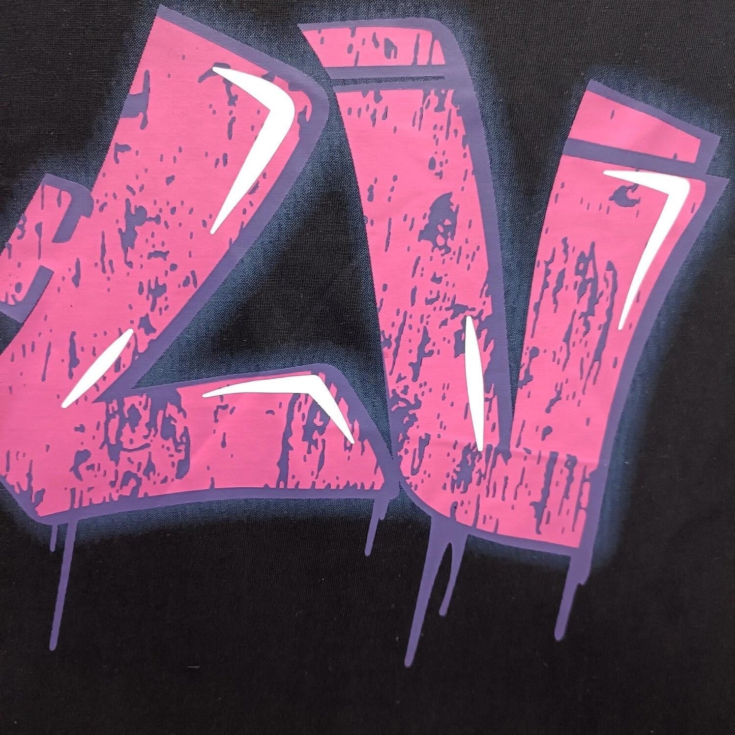 Kurzarm-Shirt mit Graffiti-Print