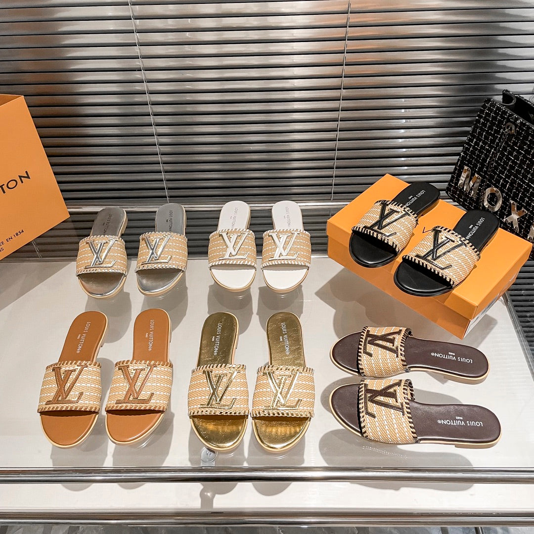 Woven Leather Flat Slippers
