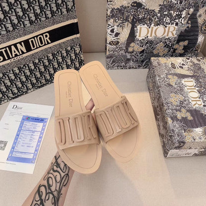 Metal Letters Solid Color Flat Slippers