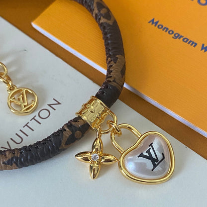 Liebesanhänger Lederarmband