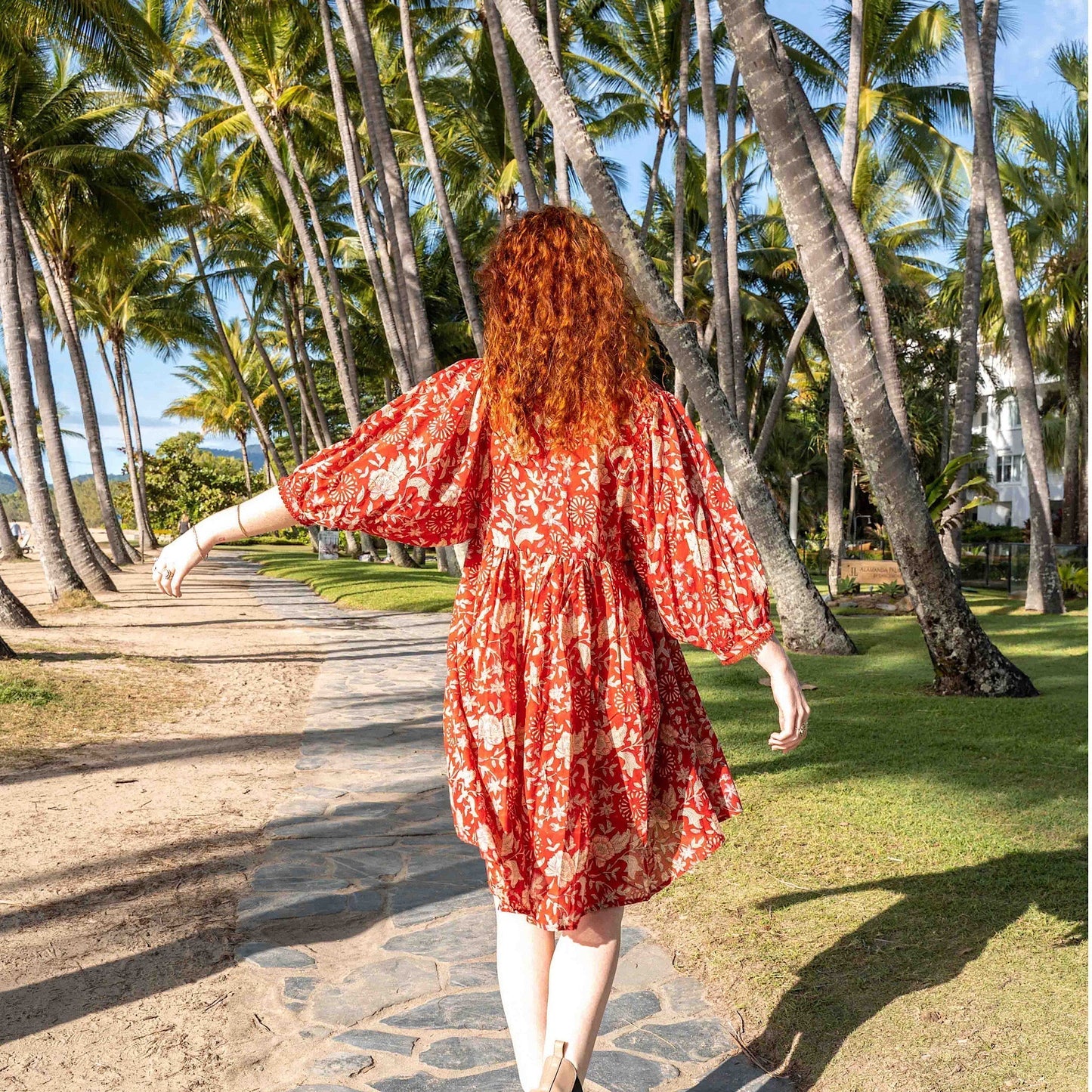 Hawa Kurzarmkleid in Rouge Indian Rose
