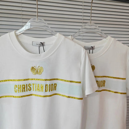 Goldfarbenes T-Shirt mit gesticktem Schmetterlingslogo