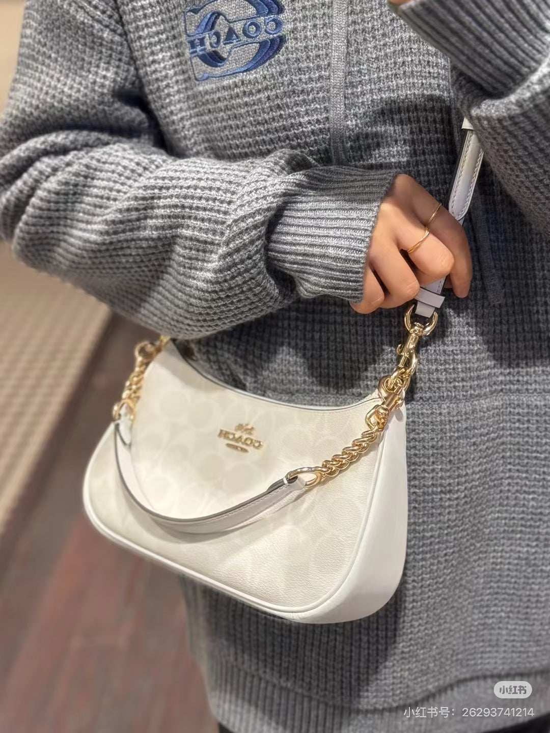 New Arrival | Glacier White Shoulder Bag 🤍