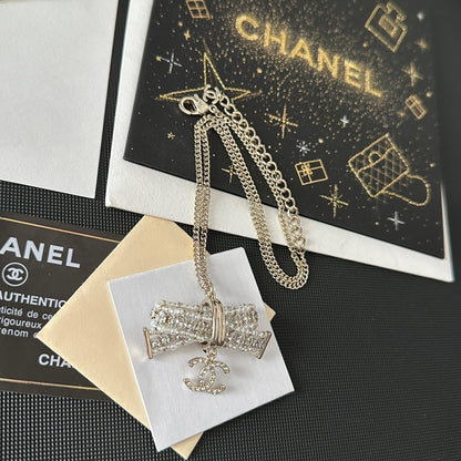 Diamant Schleifen-Anhänger Halskette