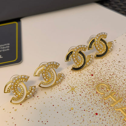 Modische Perlen-Strass-Ohrringe