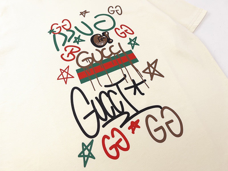 T-Shirt mit Graffiti-Print