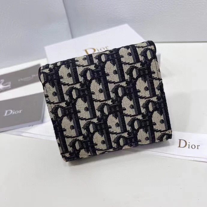 Oblique Saddle Wallet