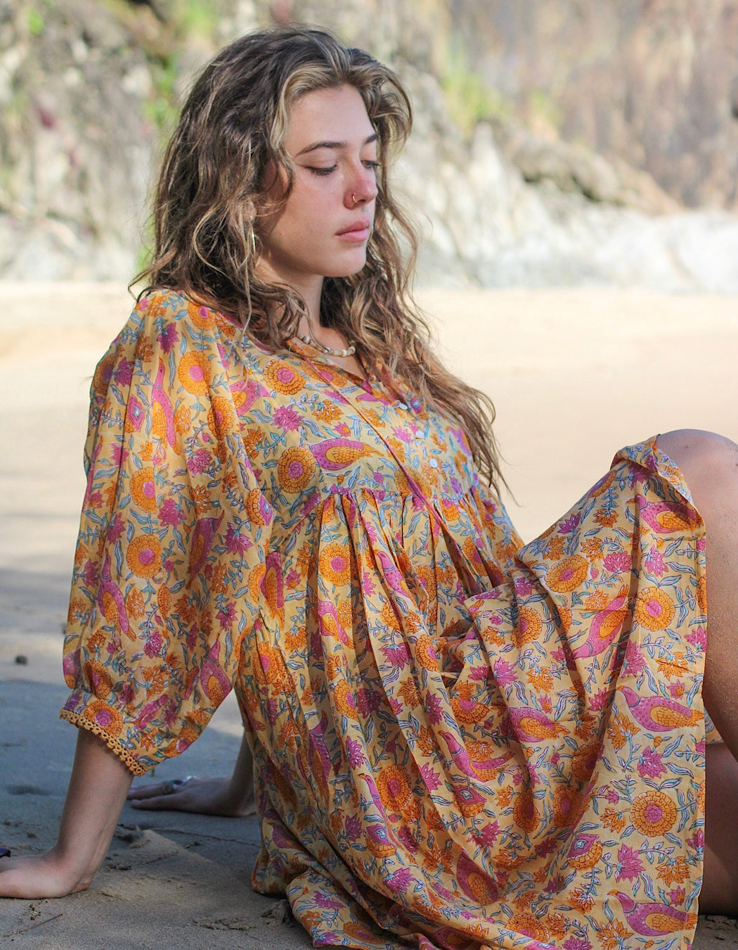 Hawa Kurzes Kleid in Golden Soma