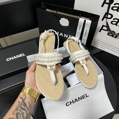 Modische Perlen-Flip-Flops-Sandalen