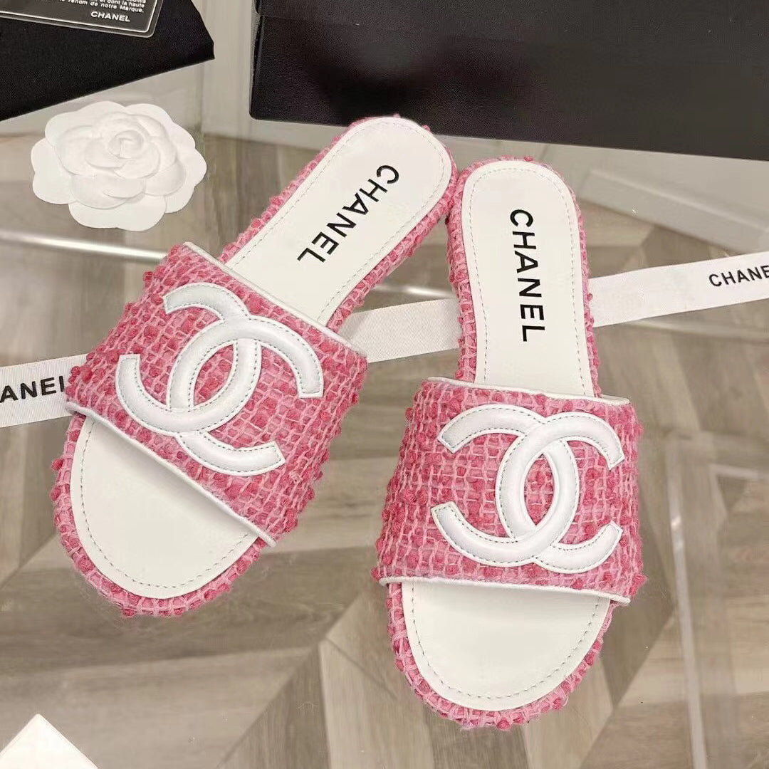 Modische klassische Allround-Sandalen