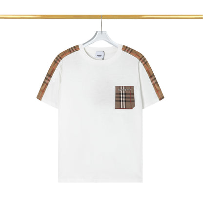 Klassisches kariertes T-Shirt