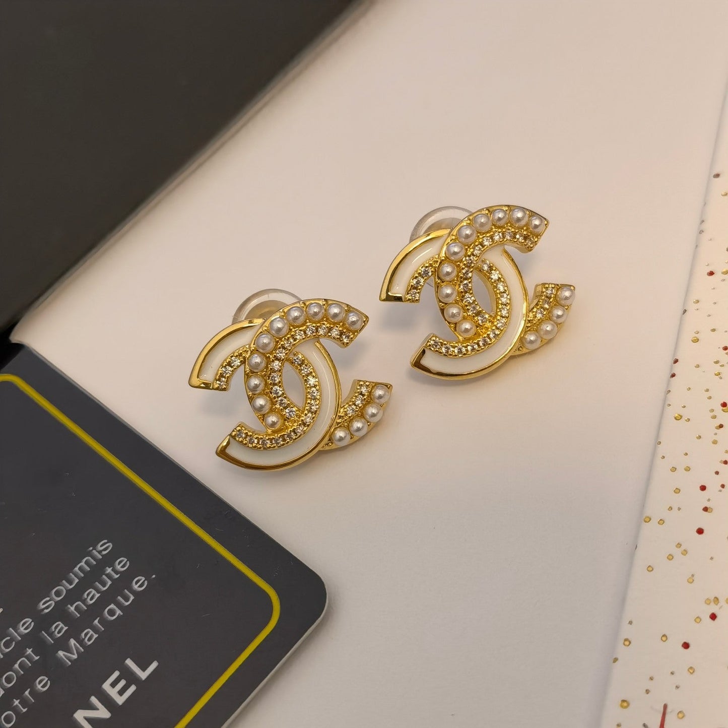 Modische Perlen-Strass-Ohrringe