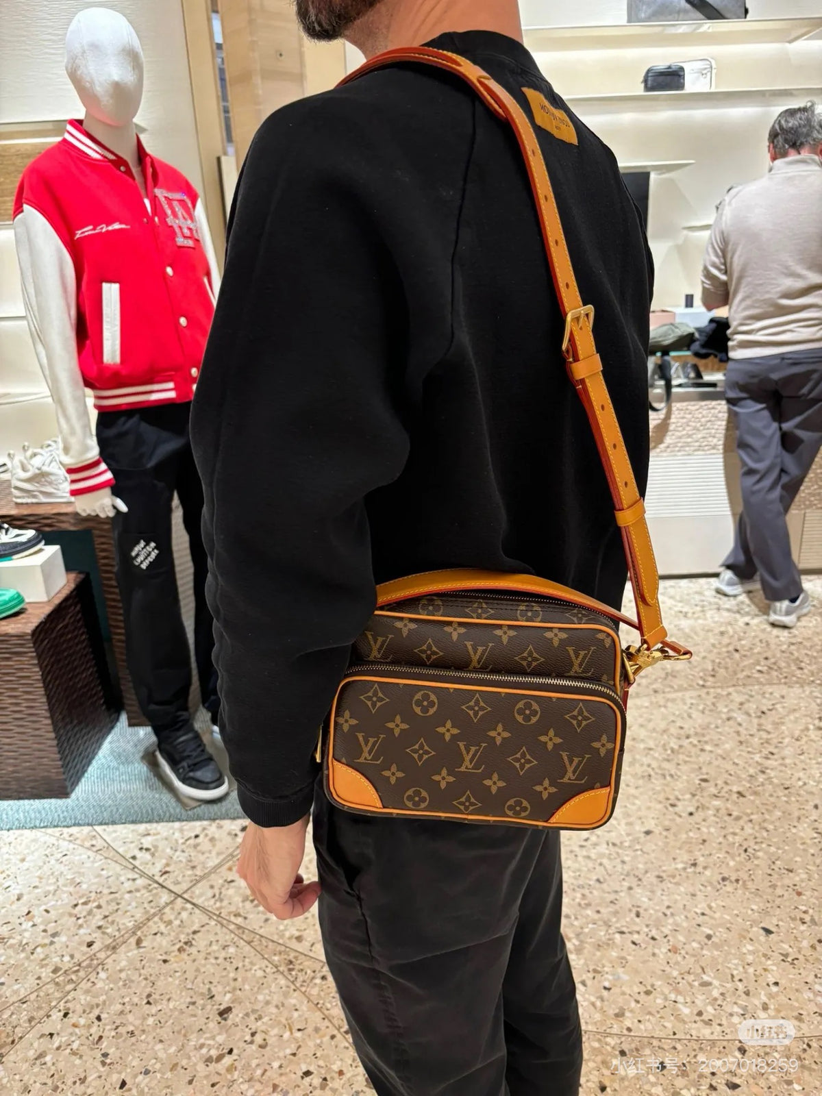 Men’s Vintage Brown Monogram Shoulder Bag