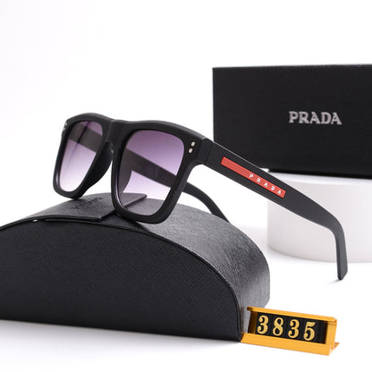 Klassische stilvolle quadratische polarisierte Sonnenbrille