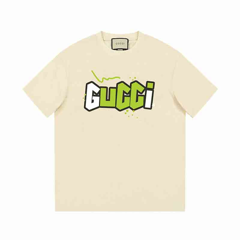 Grünes und weißes bedrucktes T-Shirt