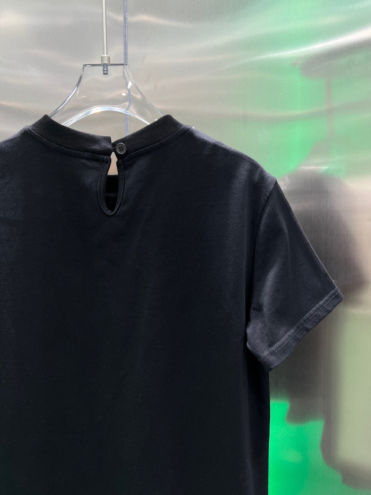 Neues Pailletten-Rundhals-Stickerei-T-Shirt