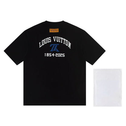 Dreidimensional bedrucktes T-Shirt