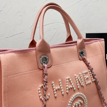 Perlenbestickte Strandtasche