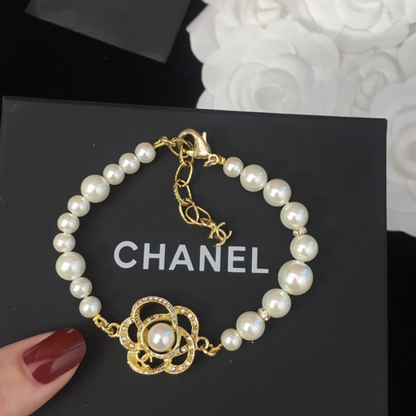 Camellia verstellbares Perlenarmband