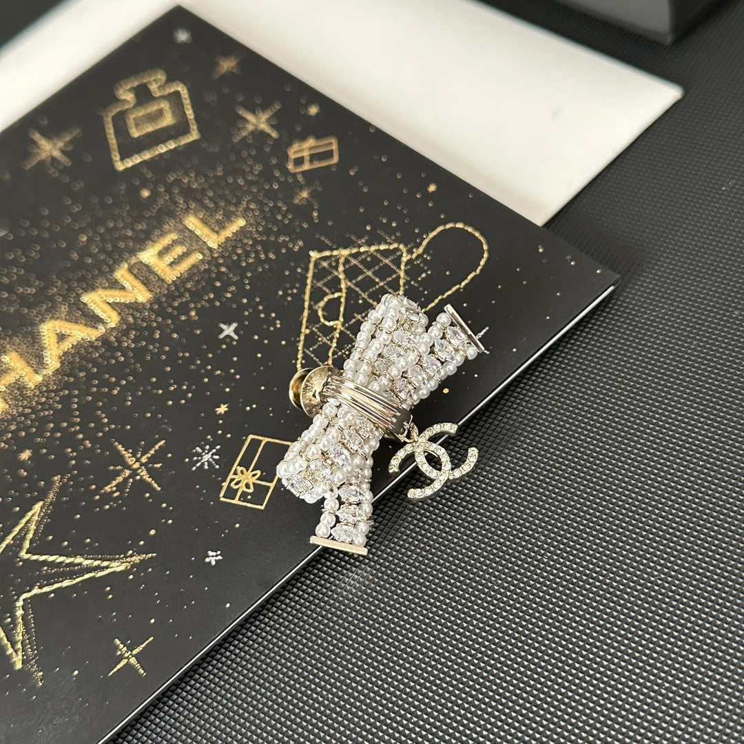 Diamantene Schleifenbrosche