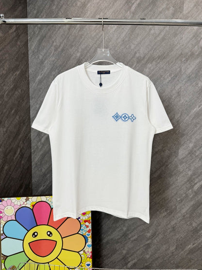 Einfaches, vielseitiges T-Shirt mit Print