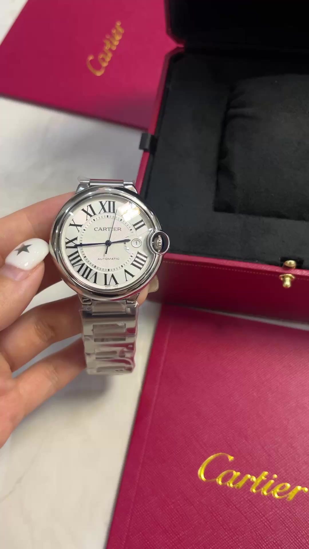 Premium Stainless Steel Mechanical Watch 8 Style Options Classic Roman Numeral Design Elegant Luxury Look