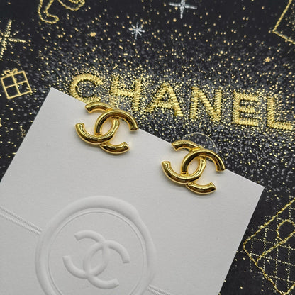 Ohrringe Gold-Doppel-C