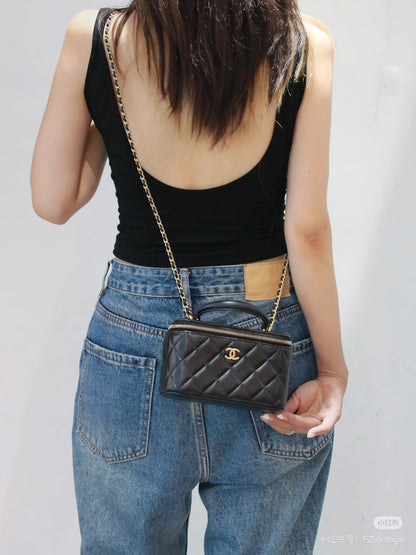 Black Quilted Mini Box Bag | Black & Gold 🖤