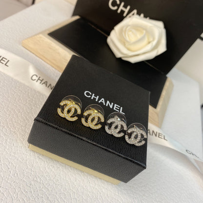Klassische Diamantohrstecker