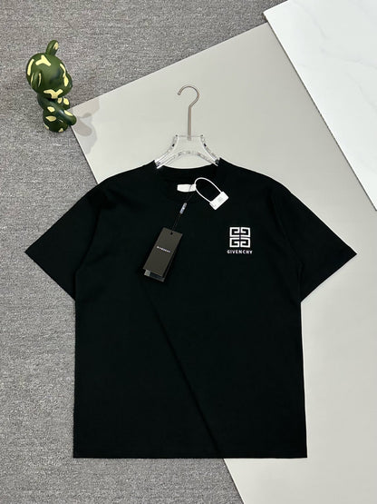 1105 Neues klassisches T-Shirt mit Monogramm-Print
