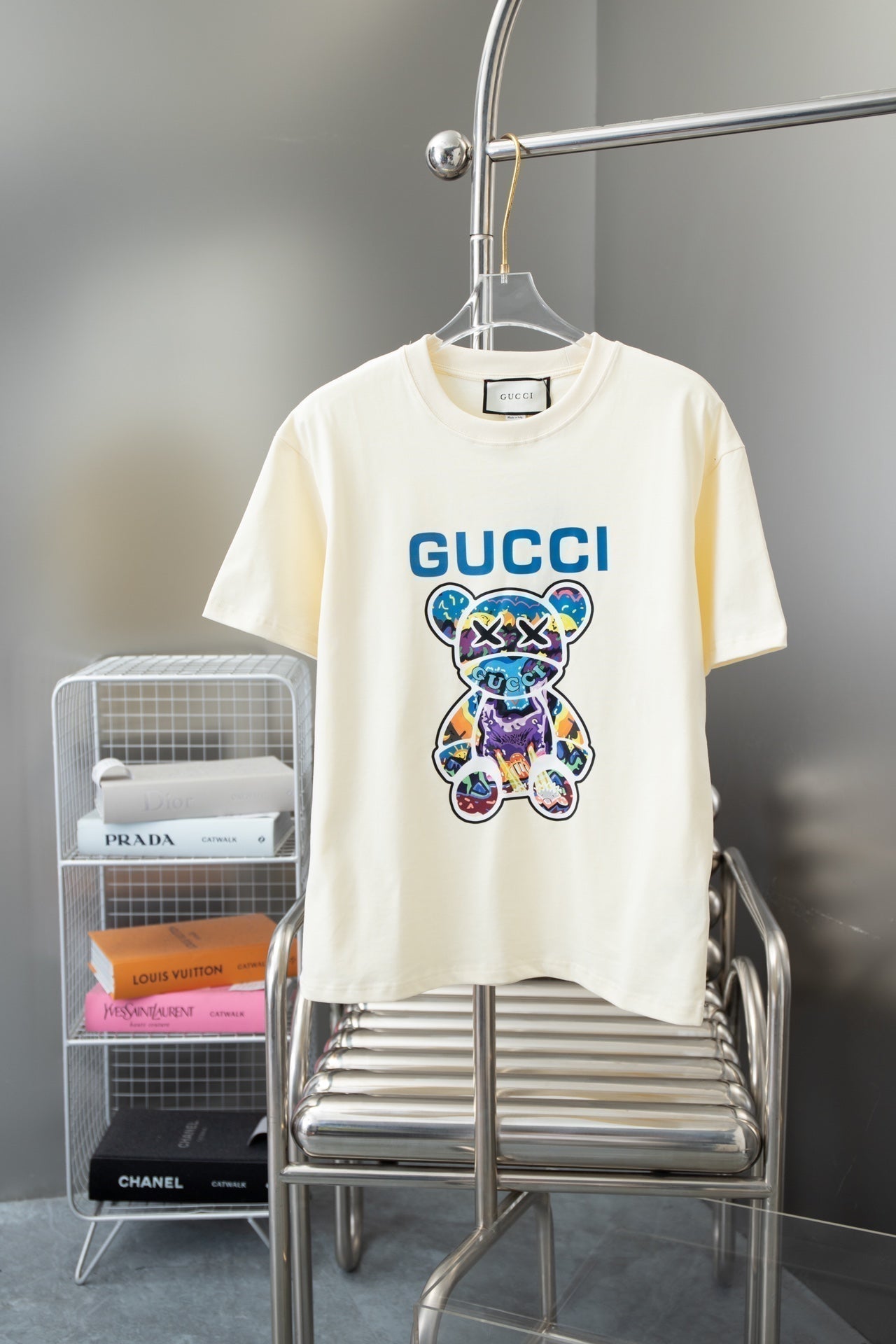 T-Shirt mit Bärendruck