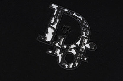 Einfaches bedrucktes Universal-T-Shirt