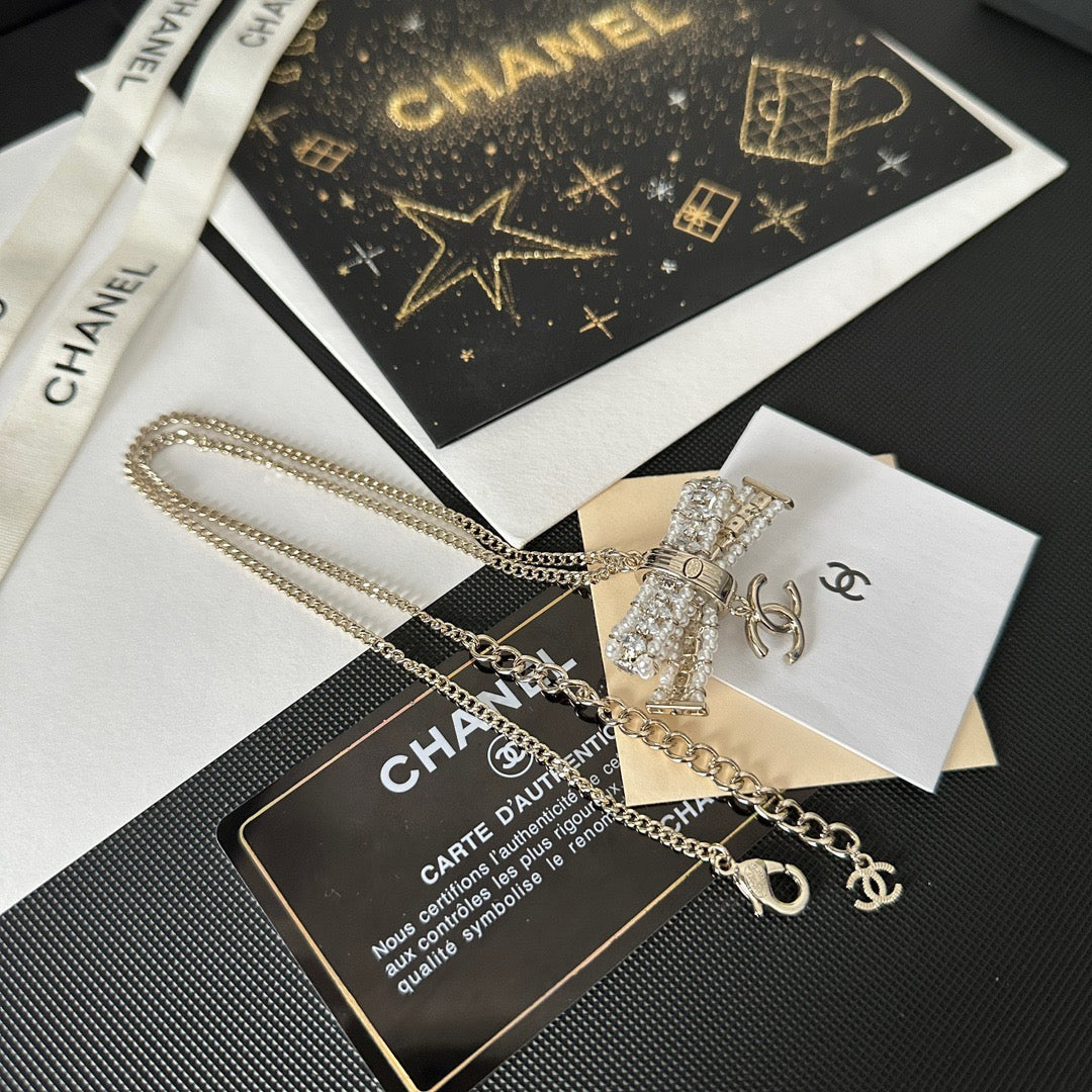 Diamant Schleifen-Anhänger Halskette