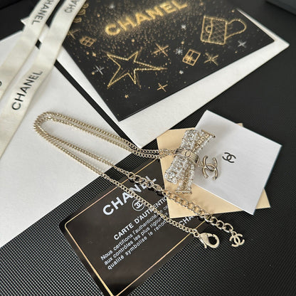 Diamant Schleifen-Anhänger Halskette