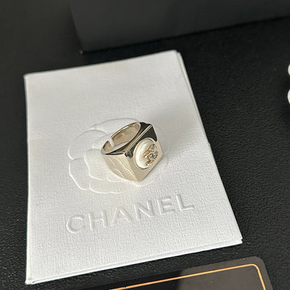 Vintage Offener Ring Weiß