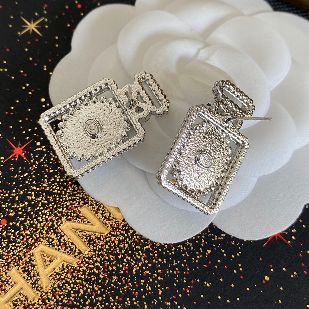 Ohrringe mit Diamantparfümflasche (Premium)