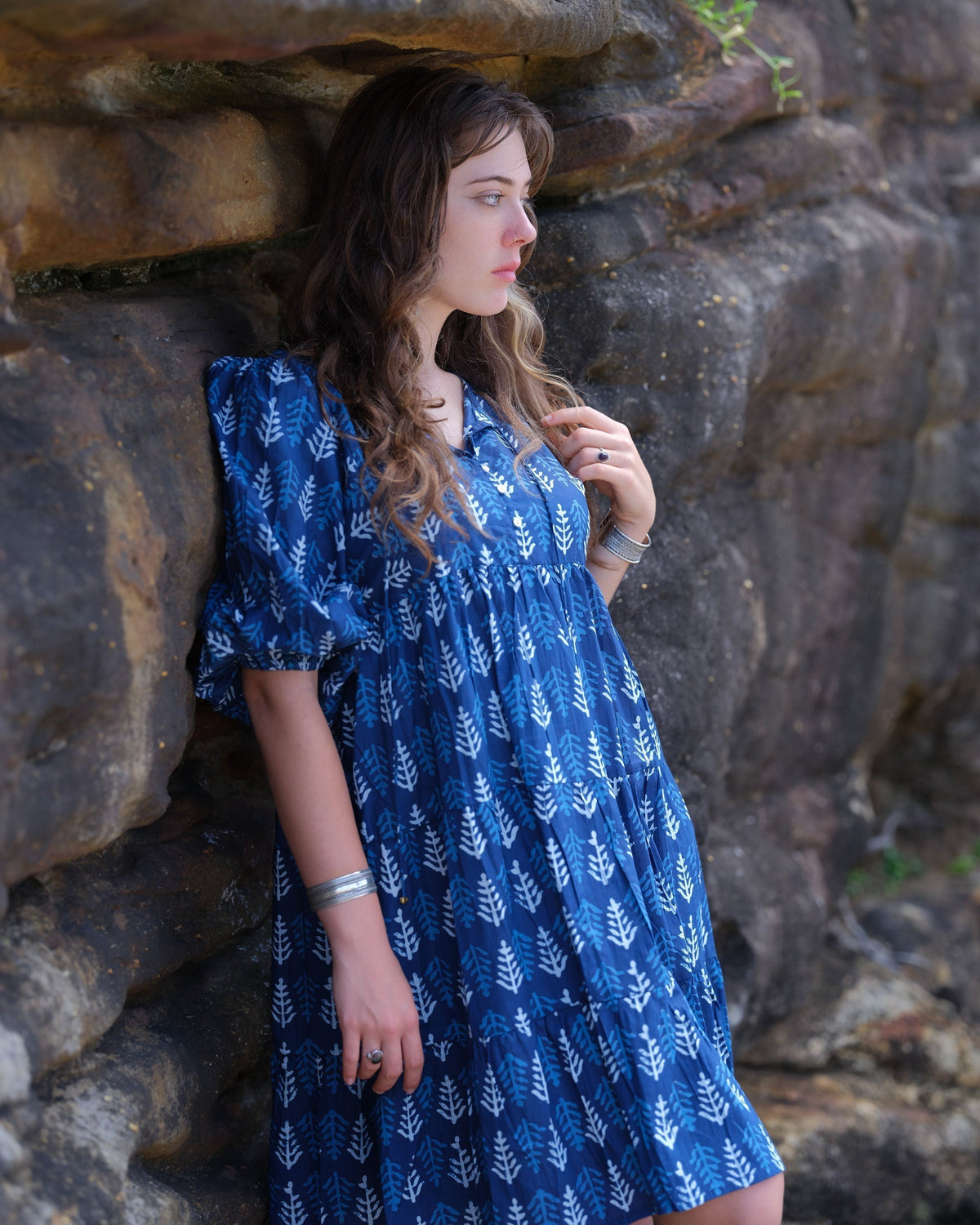 Neera kurzes Kleid in Neela
