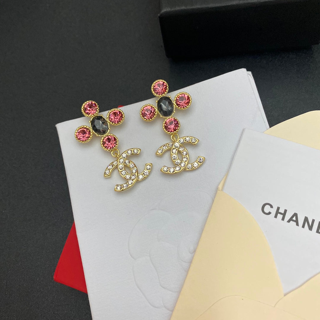 Elegante Diamant-Blumenohrringe