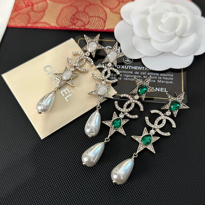 Elegante Ohrringe mit Edelsteinen